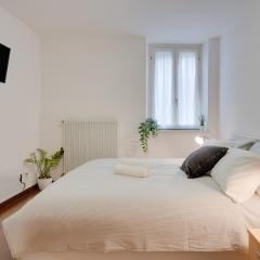 1-minute walk from Piazza Vittoria - Casa Mameli