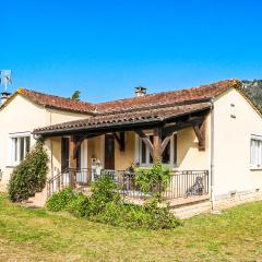 Cozy Home In Saint-Vincent-De-Cosse