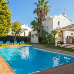 Urbia - Xeckin Holidays