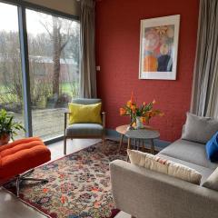 Holiday Home in Noordwijkerhout near Lake