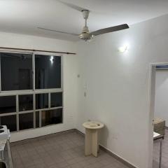 Departamento frente a la plaza San Martin