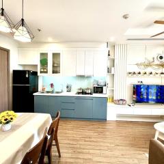 Delux Two Bedroom Apartment In Vinhomes Green Bay Near Marriott And Keangnam