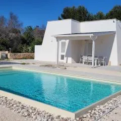 Villa Pescoluse with Pool and Sea View - Happy Rentals