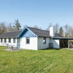 2 Bedroom Nice Home In Roslev