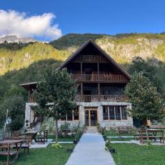 Alpinehouse