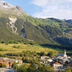 Aux portes du parc national de la Vanoise Appartement Termignon Val Cenis avec Wifi