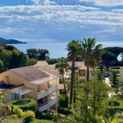 L’Anse de Pramousquier - Sea View and Leisure