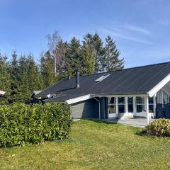 Gorgeous Home In Grenaa With Wifi