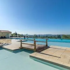 Appartement 3 pièces Climatisé dans une Résidence avec Piscine