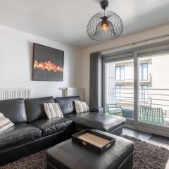 Perfectly situated 2BR apartment near the beach