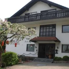 Amstadt's Birkenfels