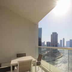 Elegant Studio with Canal Views DAMAC Prive