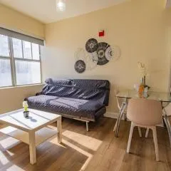 Amazing 1 Bedroom with Rooftop Pool D304