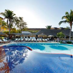 Family Selection at Grand Palladium Vallarta Resort & Spa - All Inclusive