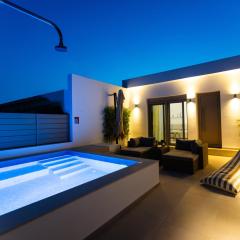 BLU Faflagkos Bay Luxury Suites