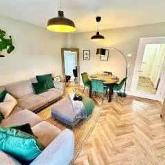 Luxury 2 beds, en suite & garden