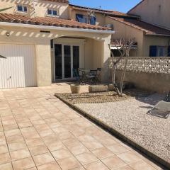 Maison T5 110m² avec jardin clos, près de la plage, animaux acceptés, parking - FR-1-797-64