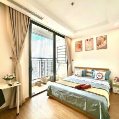 Fully Furnished Studio, 5 Star Class Apt With Gym, Pools, Tennis Yard & Other Outdoor Sport