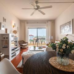 Sea View Central Town 2 Bedroom Apartment