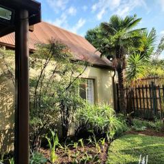 Selah, self-catering