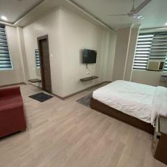 Aman Paradise Hotel & Banquets