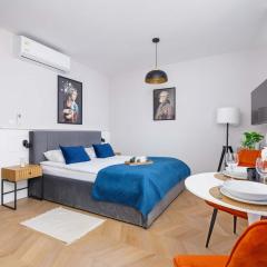 Modern Studio with Air Conditioning in the Centre of Cracow by Noclegi Renters