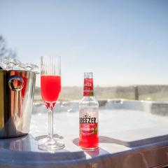 Luxury Rural Retreat with Jacuzzi near Lund & Malmö