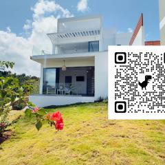 Oceanview Villa With King Beds