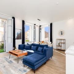 Stylish 3 bedroom apartment with large living room