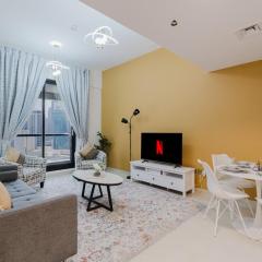 RH- Heart of Dubai Marina, Sunny & bright 2 BR apartment with big balcony