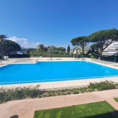 TROPCOQ - Au coeur de St-Tropez - Studio cabine pour 2 personnes
