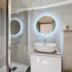 Fleurie - Anse Centre - Chambre et Salle de bain WC privée - Cuisine partagée