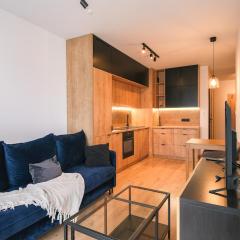 Mogilska modern - free parking - by Hosty