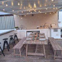 Casa El Azud La Cañada 1 minuto metro