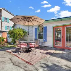 Suncatcher Cottage 1508-2nd Avenue B