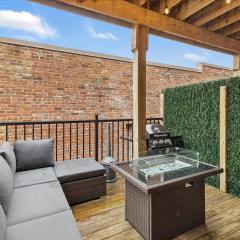 downtown Indy with Fire Pit and Free Parking