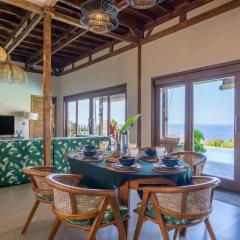 Hillside Chalet with panoramic views