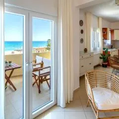 Beachfront Elegance for families by Coastal Key