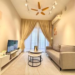 Kingsbay Danga Bay Country Garden by Luxecocoo CK