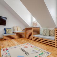 Monopoly house - Families only!