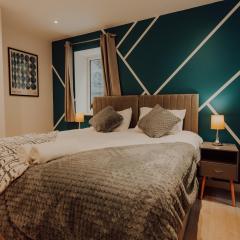 City Central - Sleeps 5 -Comfy 3 Beds - Free Parking - Fast WiFi