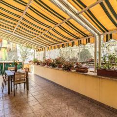 Santa Croce apartment with private terrace