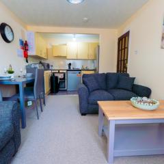 Lovely & Bright 2 Bed Apartment