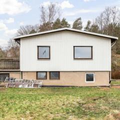 Premium Workers Home 10 bedrooms Near Volvo