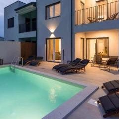 Luxury villa with a swimming pool Nova Vas, Porec - 24282