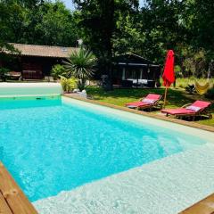 House de la Canopée, Swimming pool, Lake, Forest, large garden and WIFI