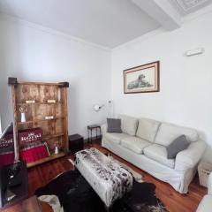 Live Like a Local 2BR Flat in the Heart of Graça