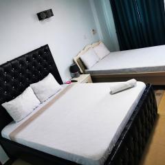 Skylar H & Apartment