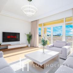 LUX The Palm Island Shoreline Suite