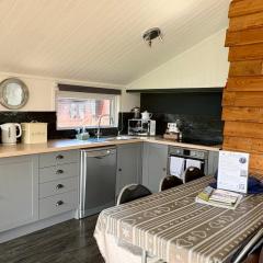 Woodpecker Lodge, Pet Friendly, Hoburne Passes included